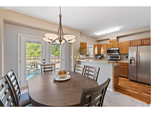 $409,000 | 30350 Southwest Rebekah Street, Unit 11, Wilsonville, OR 97070