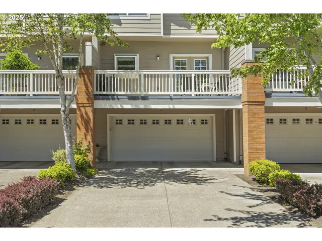 $409,000 | 30350 Southwest Rebekah Street, Unit 11, Wilsonville, OR 97070