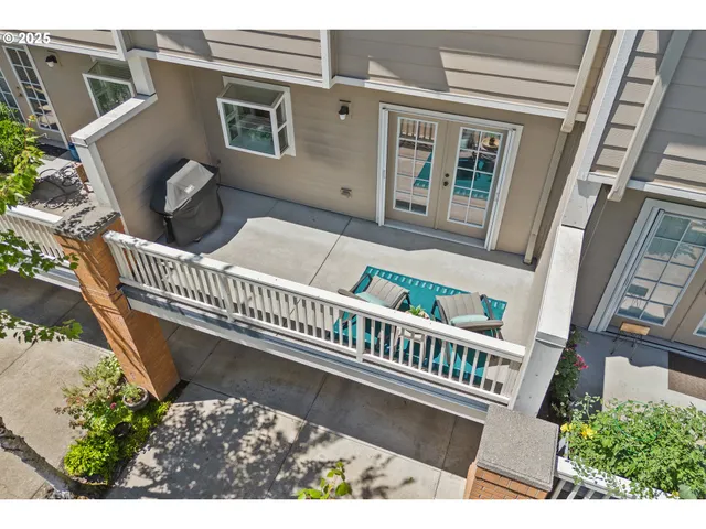 $409,000 | 30350 Southwest Rebekah Street, Unit 11, Wilsonville, OR 97070