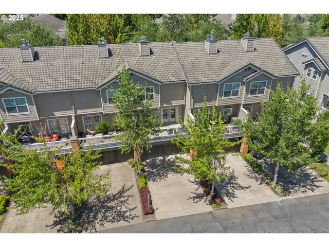 $409,000 | 30350 Southwest Rebekah Street, Unit 11, Wilsonville, OR 97070