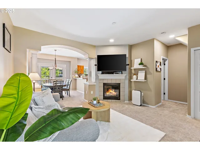 $409,000 | 30350 Southwest Rebekah Street, Unit 11, Wilsonville, OR 97070