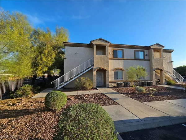 $1,195 | 3400 Cabana Drive, Unit 2012, Las Vegas, NV 89122