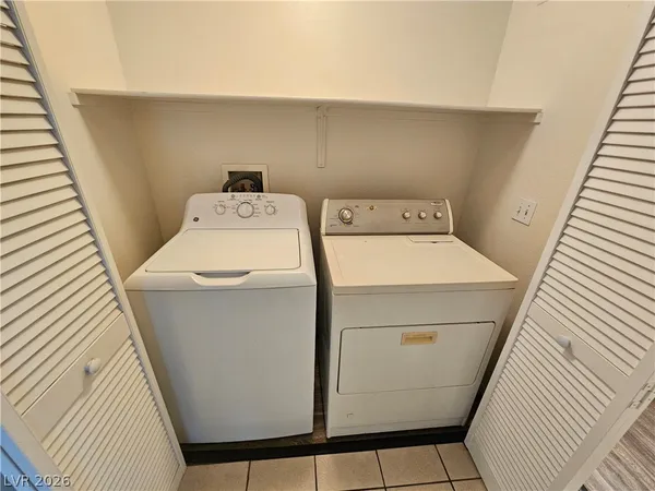 $1,195 | 3400 Cabana Drive, Unit 2012, Las Vegas, NV 89122