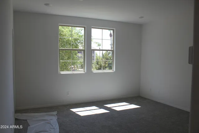 $2,300 | 2628 South Voyager Drive, Unit 106, Gilbert, AZ 85295