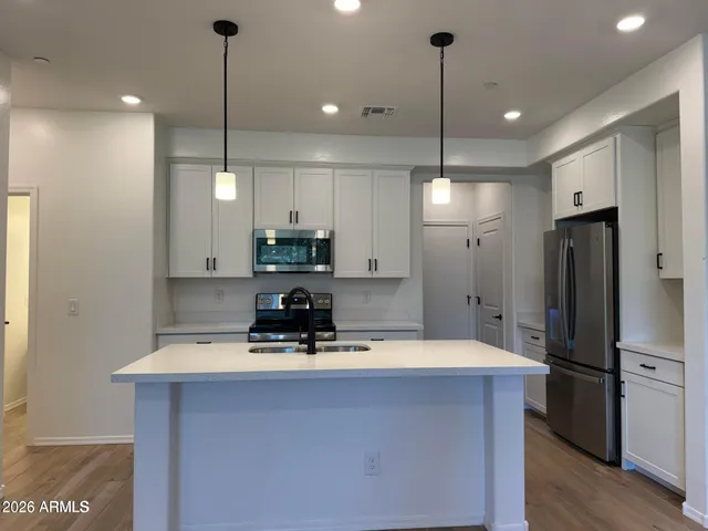 $2,300 | 2628 South Voyager Drive, Unit 106, Gilbert, AZ 85295