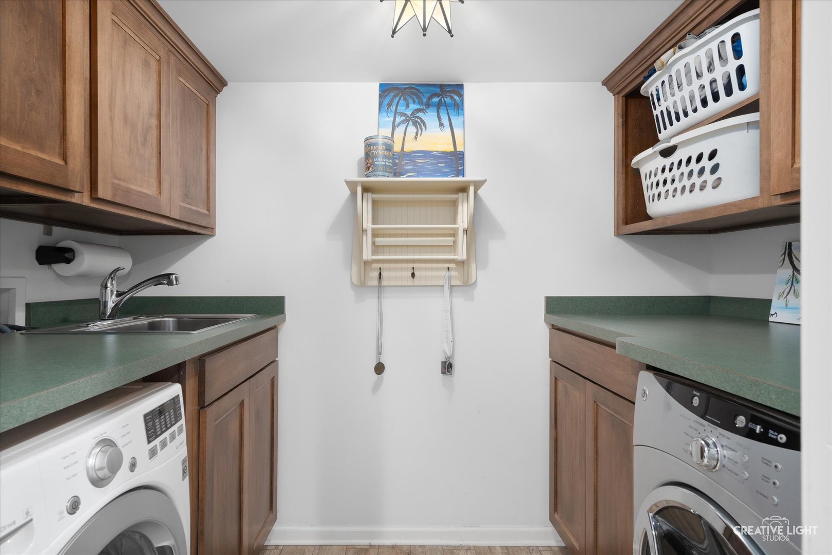 201 Pepperidge Road Naperville, IL 60540 - Photo 22 of 31 a utility room with dryer and washer