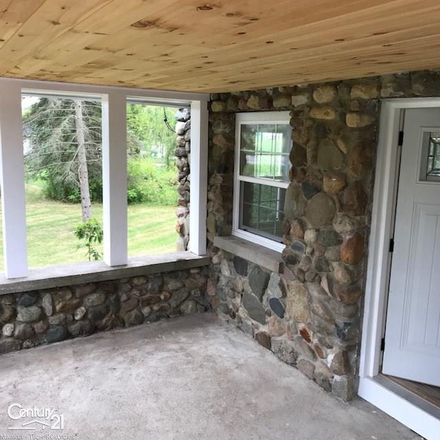1511 Wales Center Road Goodells, MI 48027 - Photo 22 of 42 31393636-24.JPG