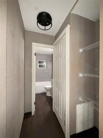 a en suite bathroom with a toilet