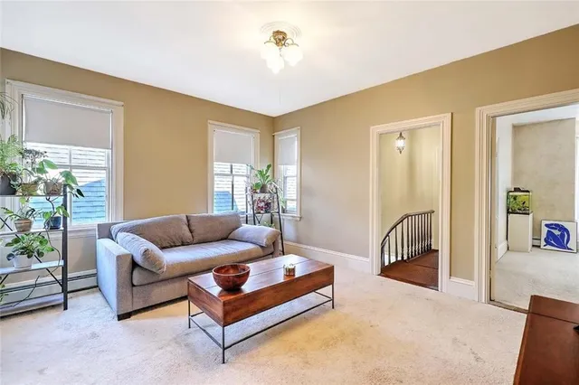 $2,500 | 98 John Street, Unit 2, Providence, RI 02906