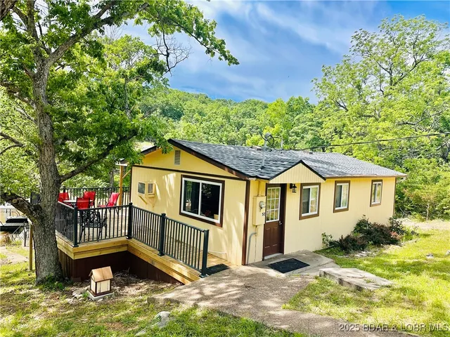 $259,900 | 52 Random Road, Edwards, MO 65326