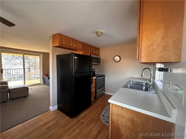 $259,900 | 52 Random Road, Edwards, MO 65326