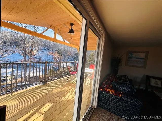 $259,900 | 52 Random Road, Edwards, MO 65326