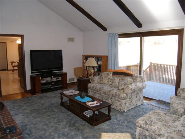 122 Pantry Road Sudbury, MA 01776 - Photo 6 of 14 Gallery Image 6