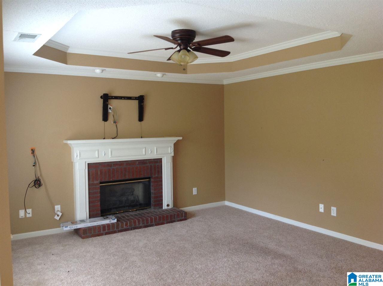 116 Lake Terrace Alabaster, AL 35007 - Photo 2 of 13