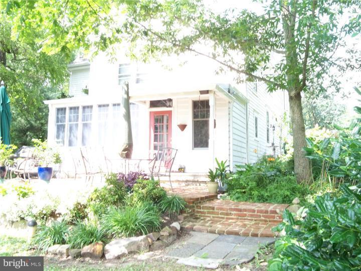 34 White Pine Road Chesterfield, NJ 08515 - Photo 16 of 25 Exterior Back