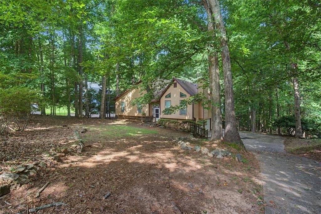 380 North Victoria Road Woodstock, GA 30189 - Photo 3 of 51