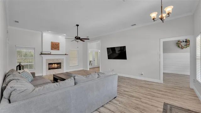 $399,999 | 115 Lake Mariam Way, Winter Haven, FL 33884