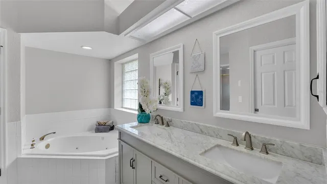 $399,999 | 115 Lake Mariam Way, Winter Haven, FL 33884