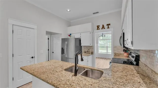 $399,999 | 115 Lake Mariam Way, Winter Haven, FL 33884