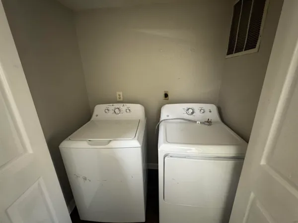 $1,500 | 2365 Parrot Lane, Tallahassee, FL 32303
