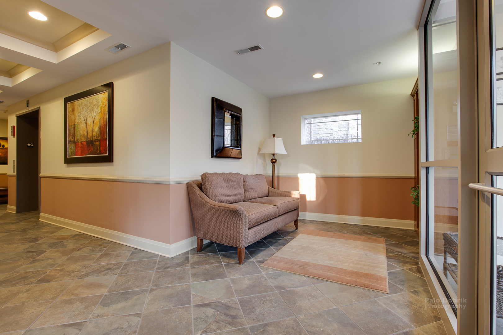 425 Benjamin Drive, Unit 210 Vernon Hills, IL 60061 - Photo 2 of 18