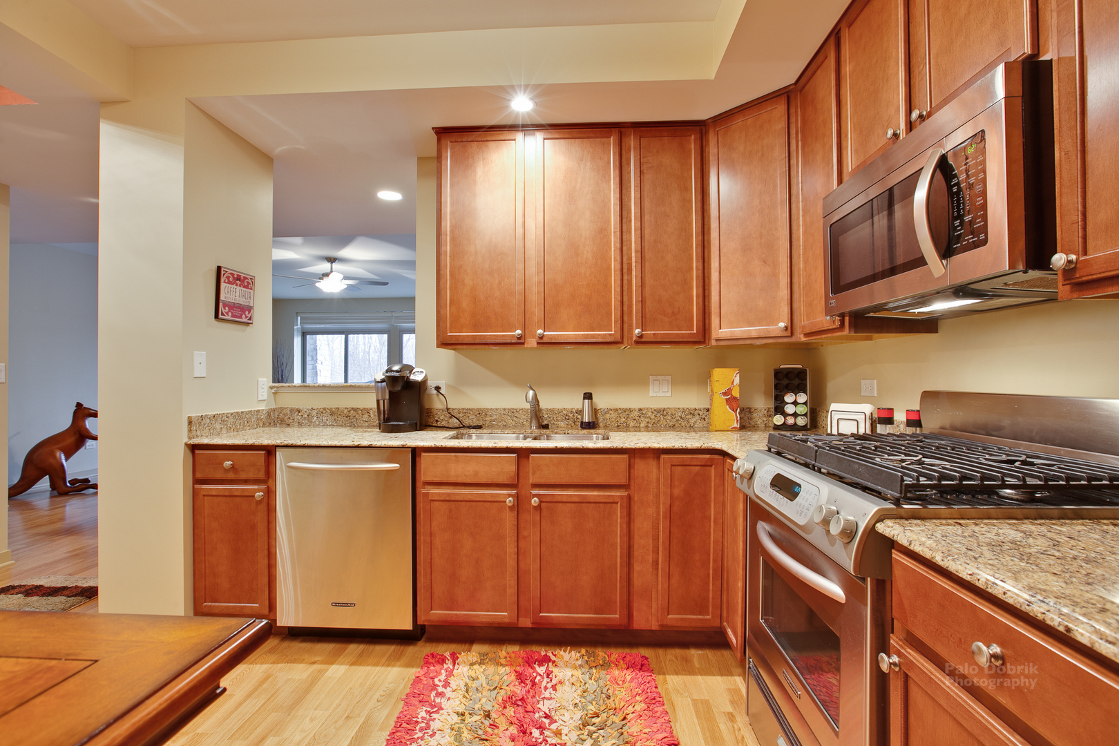425 Benjamin Drive, Unit 210 Vernon Hills, IL 60061 - Photo 5 of 18