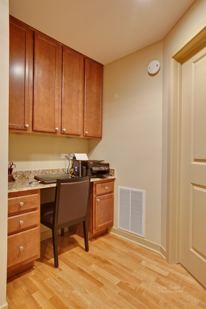 425 Benjamin Drive, Unit 210 Vernon Hills, IL 60061 - Photo 6 of 18