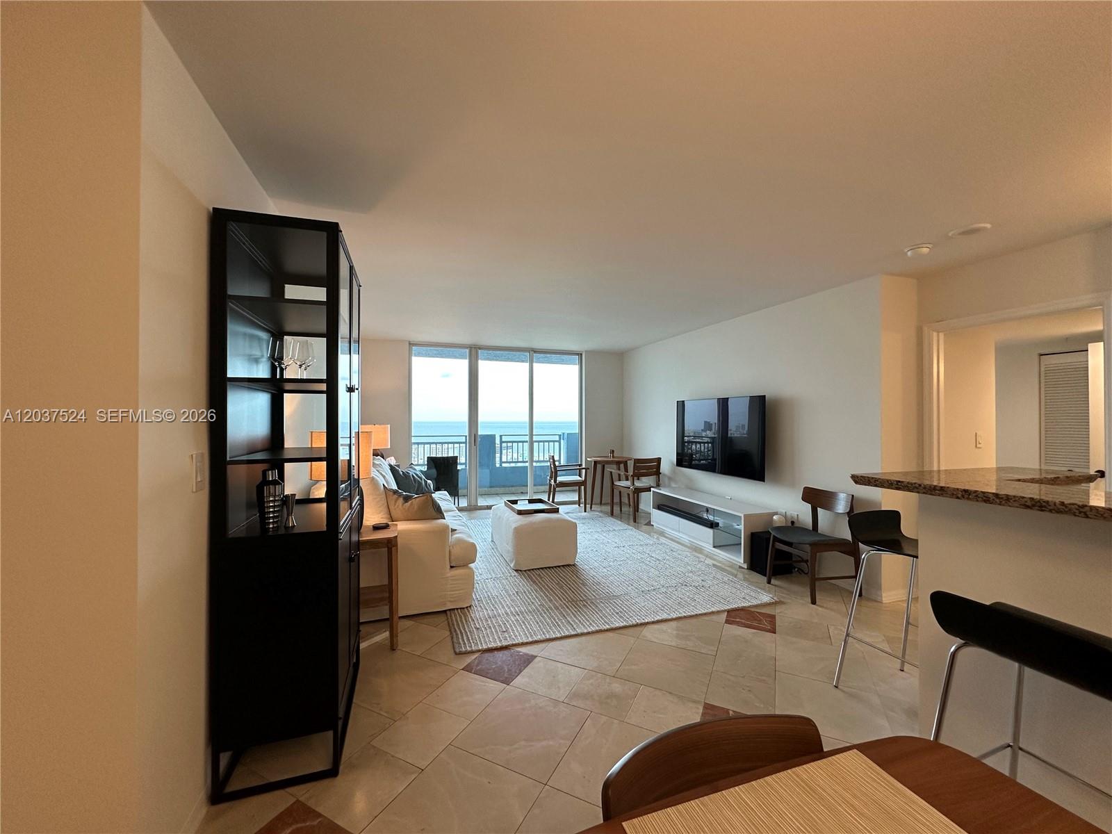 90 Alton Road, Unit 2809 Miami Beach, FL 33139 - Photo 6 of 28