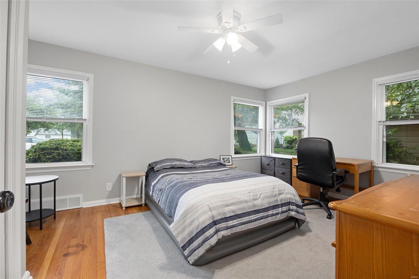 133 Timbercrest Road St. Louis, MO 63122 - Photo 12 of 30 Gallery Image 12