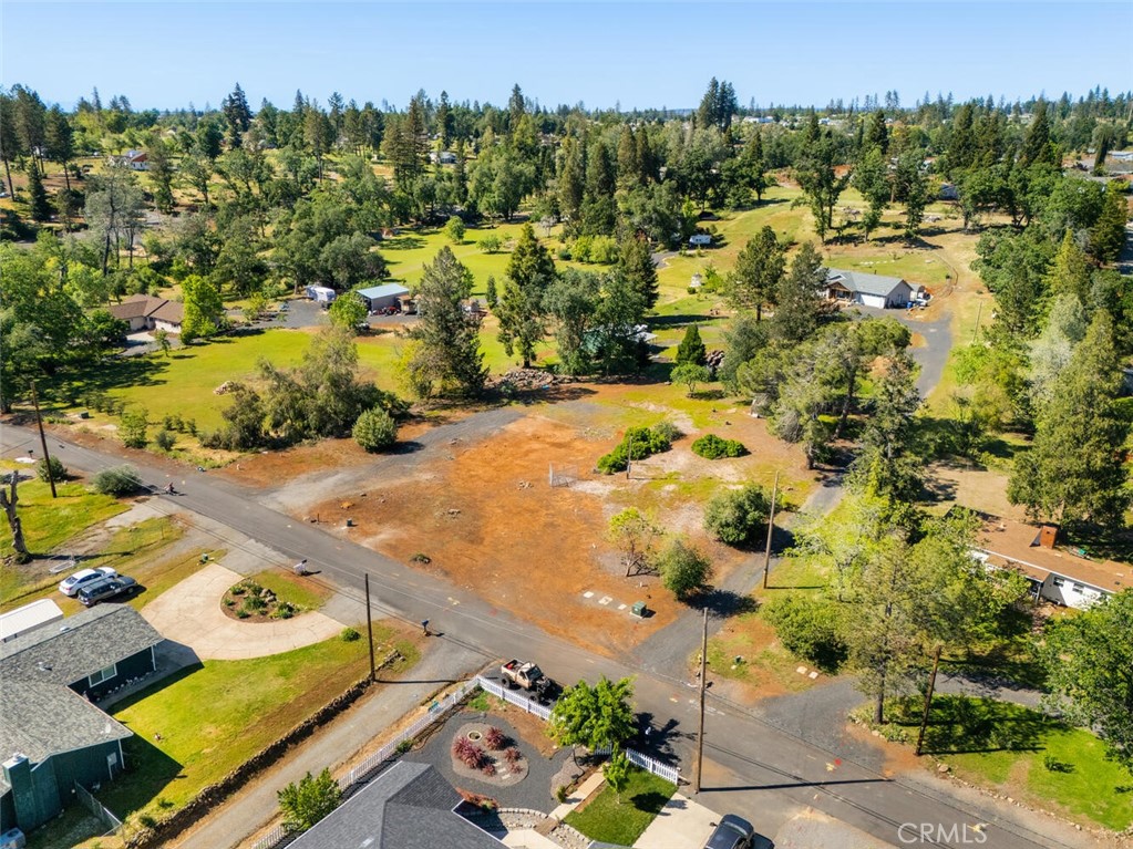 819 Roe Road Paradise, CA 95969 - Photo 6 of 8