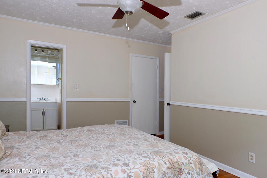 2561 Holly Point Road West Orange Park, FL 32073 - Photo 23 of 38 Reverse View