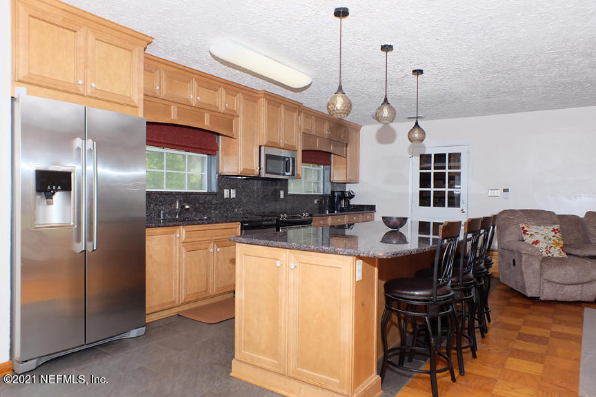 2561 Holly Point Road West Orange Park, FL 32073 - Photo 8 of 38 Stainless Appliances