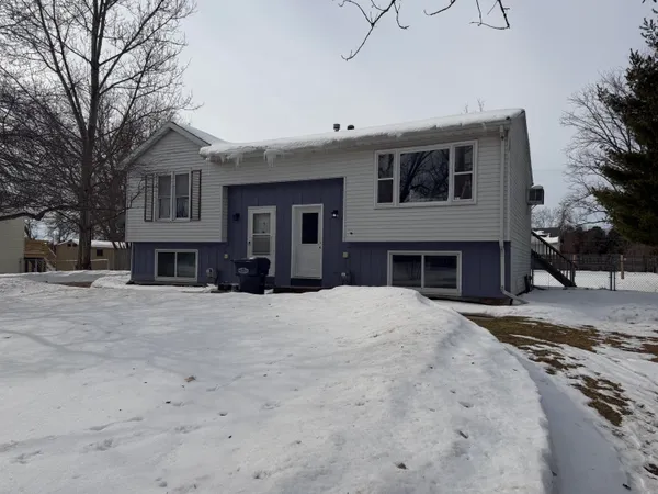 $170,000 | 57704 Rumshire Drive, Mattawan, MI 49071