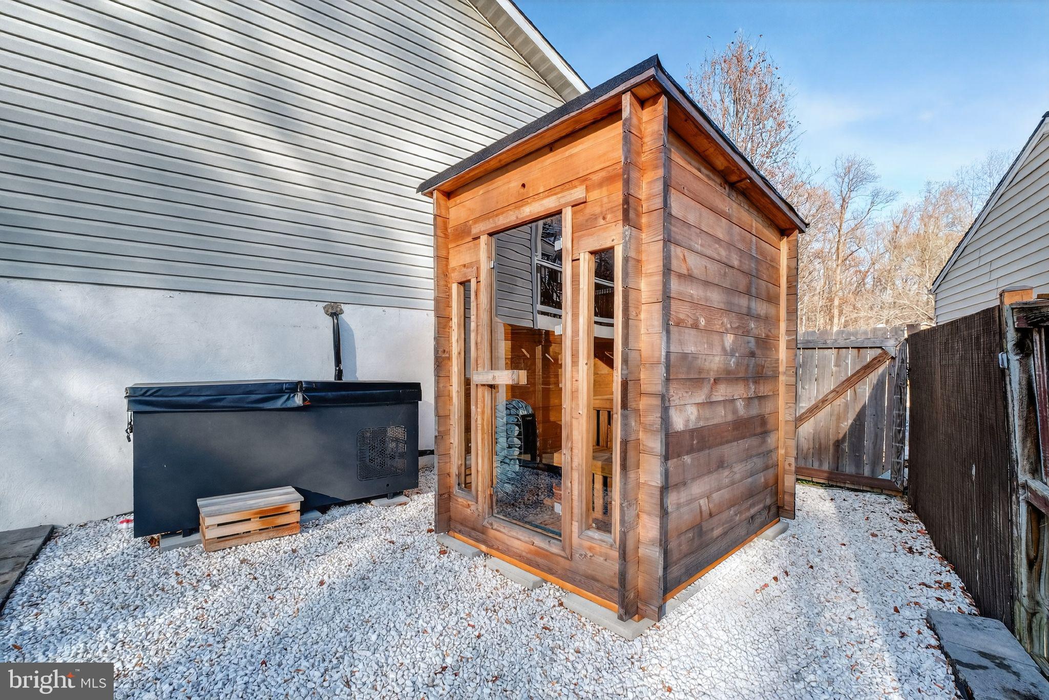 12608 Carland Place Laurel, MD 20708 - Photo 30 of 38 a backyard of a house
