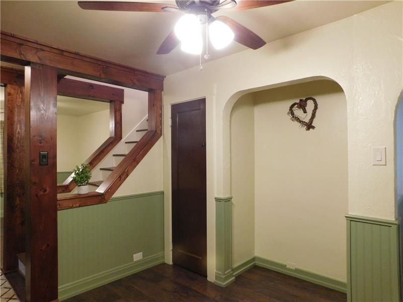 Dinner room leads to living room