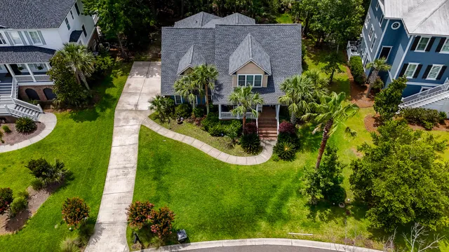 $1,245,000 | 1721 Bowline Drive, Mount Pleasant, SC 29466