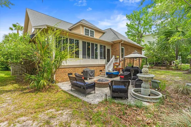$1,245,000 | 1721 Bowline Drive, Mount Pleasant, SC 29466