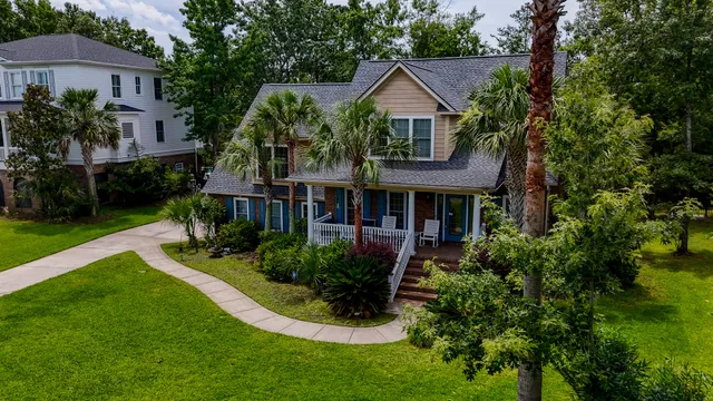 $1,245,000 | 1721 Bowline Drive, Mount Pleasant, SC 29466