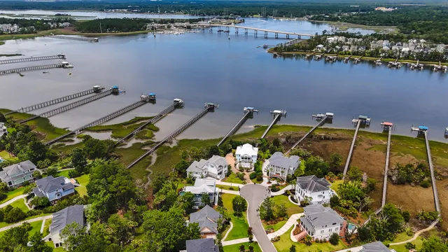 $1,245,000 | 1721 Bowline Drive, Mount Pleasant, SC 29466