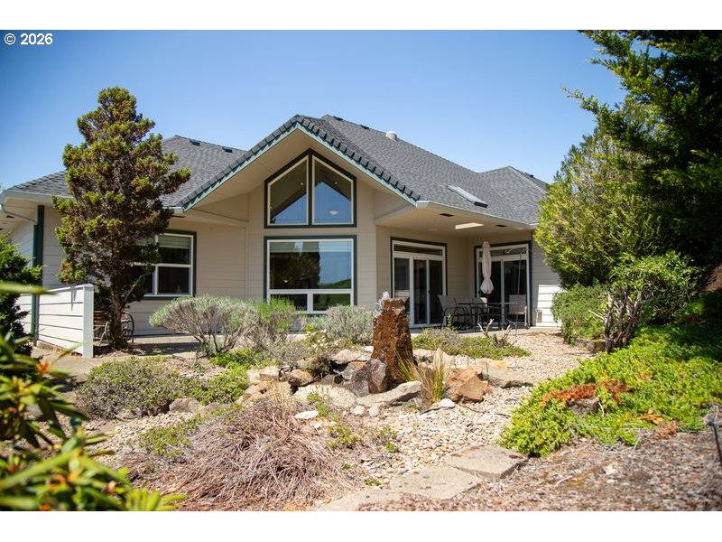 2148 Willow Loop Florence, OR 97439 - Photo 8 of 46