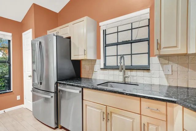 $750,000 | 444 Coral Cove Drive, Juno Beach, FL 33408