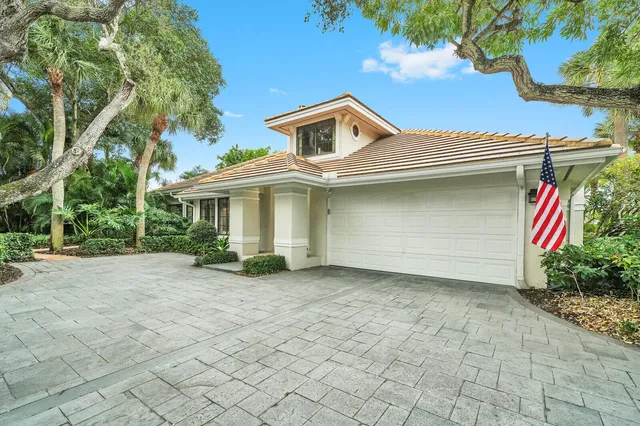 $750,000 | 444 Coral Cove Drive, Juno Beach, FL 33408