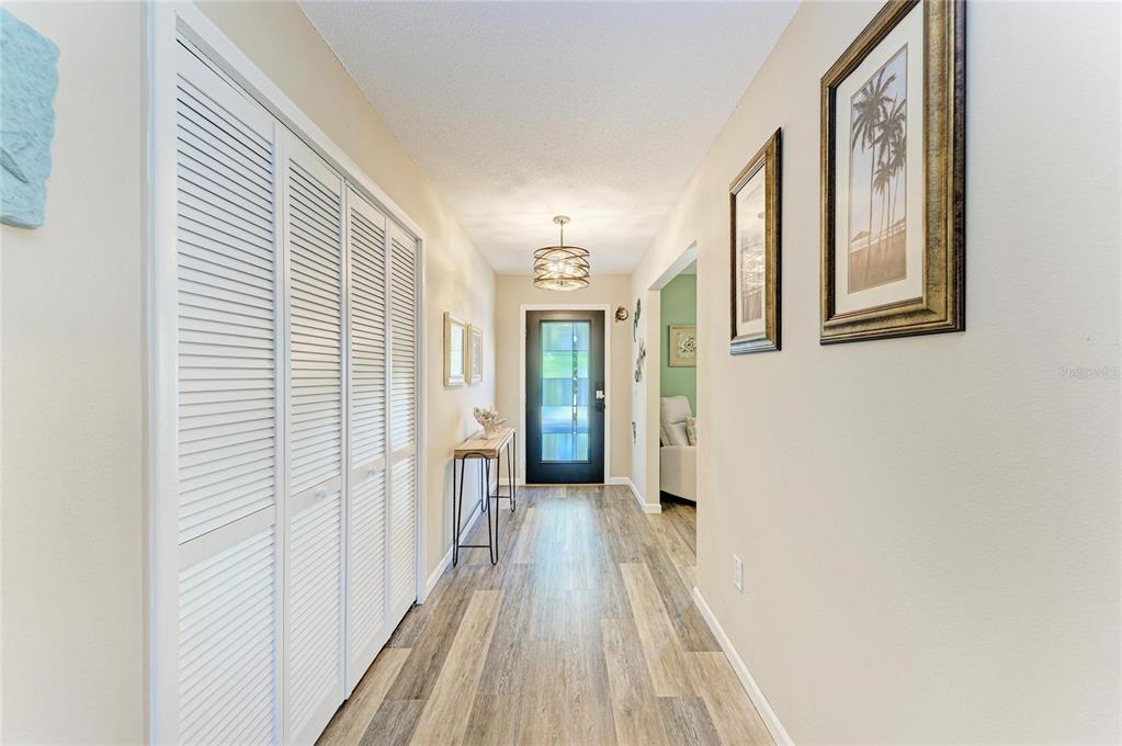 1184 Kenisco Road Venice, FL 34293 - Photo 6 of 47