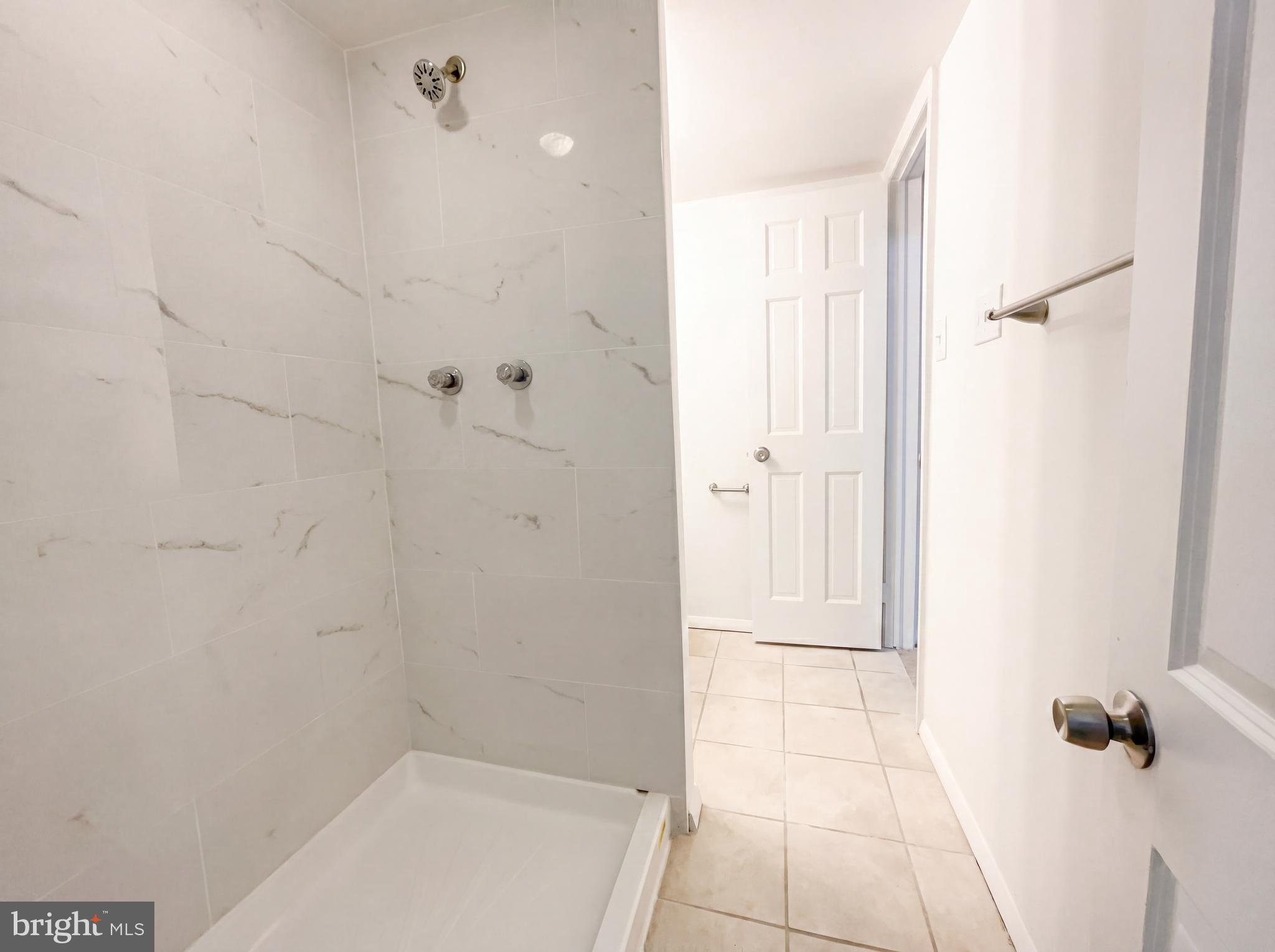 6048 Old Telegraph Road Alexandria, VA 22310 - Photo 25 of 43 a bathroom with a shower