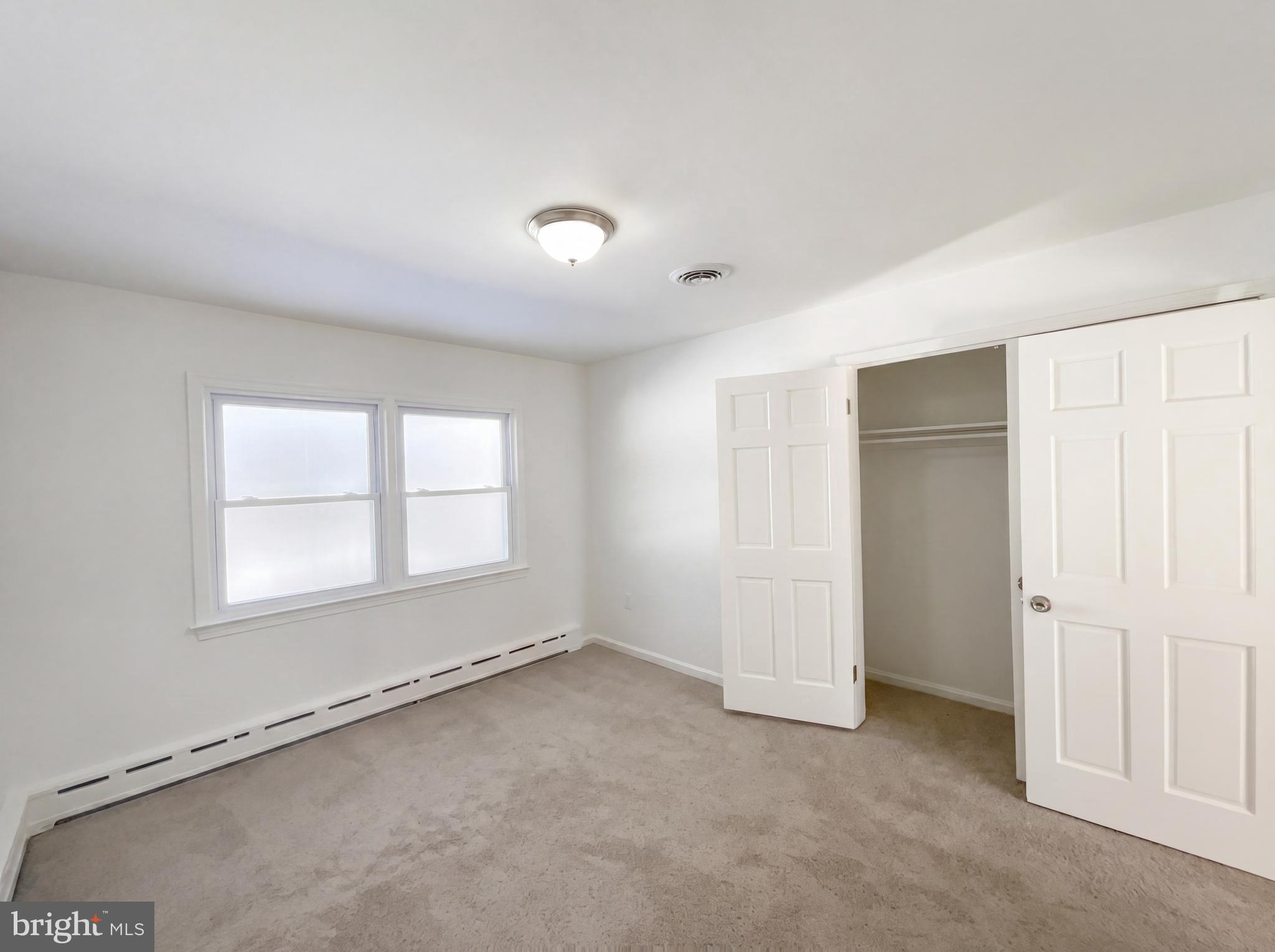 6048 Old Telegraph Road Alexandria, VA 22310 - Photo 35 of 43 an empty room with windows