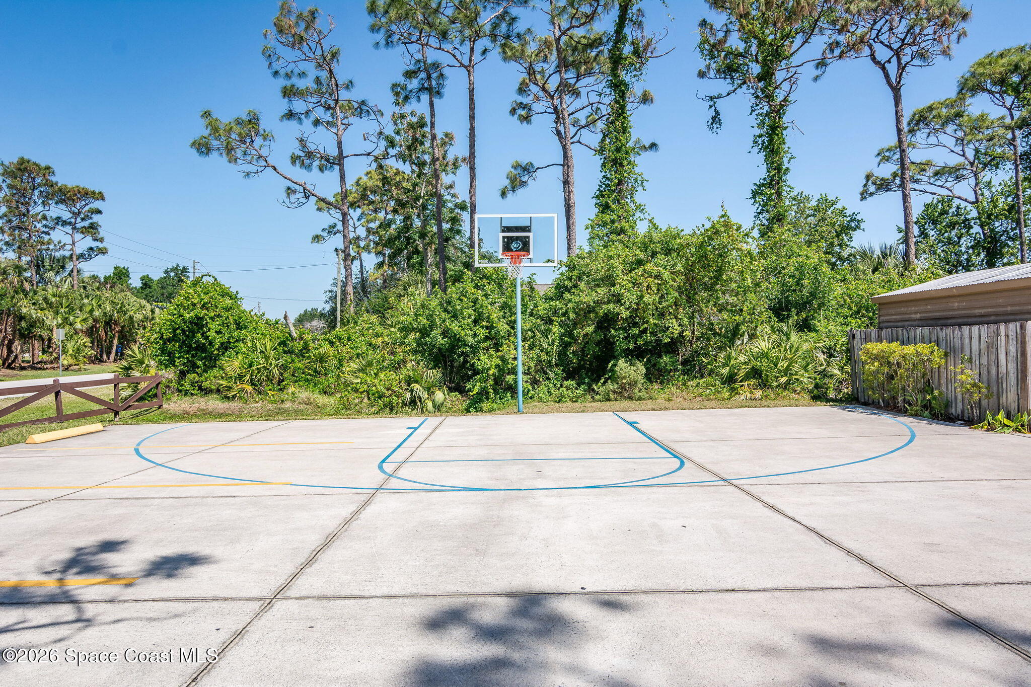 4404 Long Lake Road Melbourne, FL 32934 - Photo 89 of 92 Basketball Court
