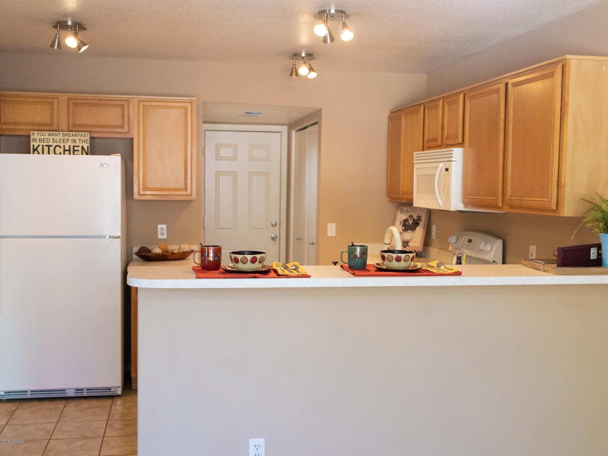 3128 East Escuda Road Phoenix, AZ 85050 - Photo 7 of 16 IMG_2064