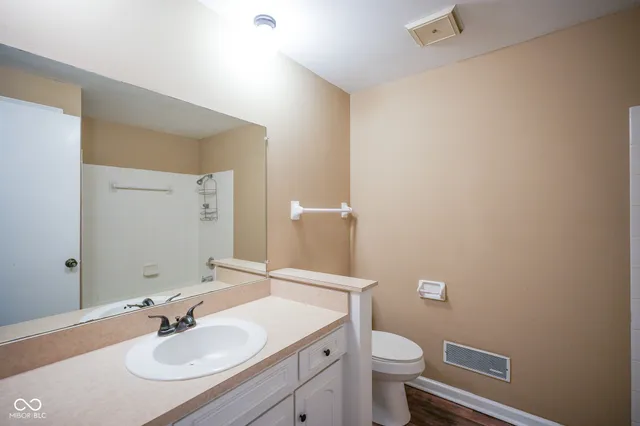 $1,700 | 2226 Mabel Drive, Anderson, IN 46012