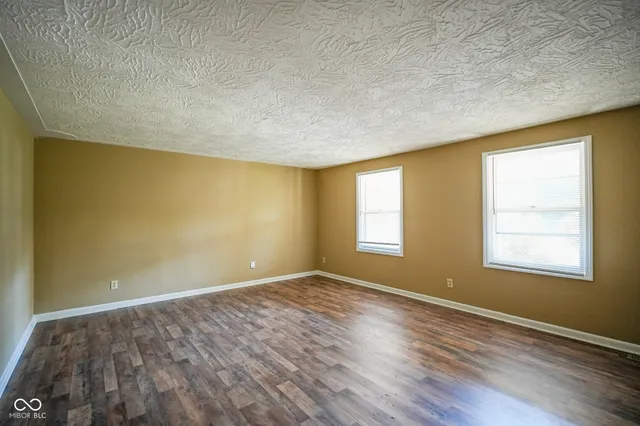 $1,700 | 2226 Mabel Drive, Anderson, IN 46012