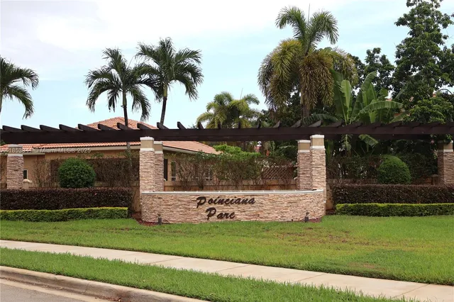 an outdoor space with lots of green space